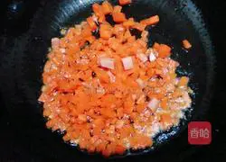 Illustration of how to make pastoral pineapple fried rice 5