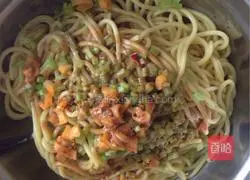 Illustration of how to make sesame sauce noodles 7