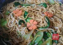 Illustration of how to make fried noodles with eggs 9