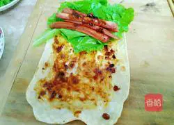 Illustration of how to make egg-filled pancakes 13