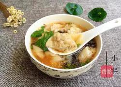 Illustration of how to make fresh meat wontons 15