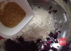 Illustration of how to make octopus and purple sweet potato buns 6