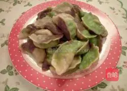 Illustration of how to make colorful dumplings 18