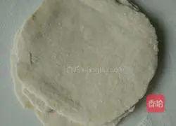 Illustration of how to make leek and egg dumplings 2