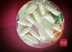 Illustration of how to make big dumplings and small buns 7