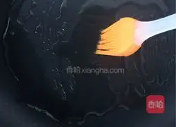 Illustration of how to make shredded radish and shrimp egg pancake 11