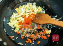 Illustration of how to make bean paste and egg fried rice 3