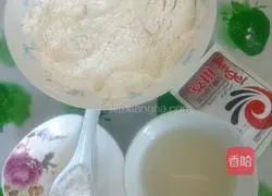 Illustration of how to make fungus and celery buns 1