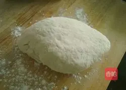 Illustration of how to make pork, green pepper, king oyster mushroom dumplings 2