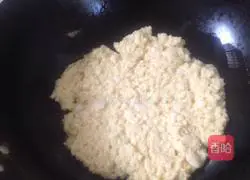 Illustration of the lazy version of steamed buns and omelette 5