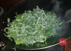 Beef and Kale Fried Rice Recipe Illustration 3