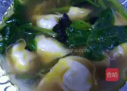 Illustration of how to make shrimp and pork wontons 5