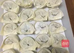 Illustration of making dumplings stuffed with dried pork and bamboo shoots 10