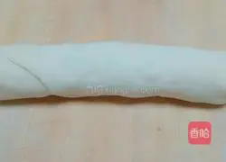 Illustration of how to make green onion layer cake 10