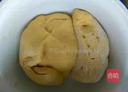 Illustration of how to make little hedgehog steamed buns 1