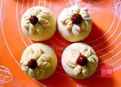 Illustration of how to make milk-flavored steamed buns 13