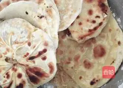 Illustration of how to make pickled cabbage pie 7