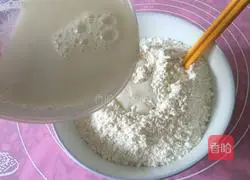 Illustration of how to make milk steamed buns 6