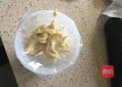 Illustration of how to make protein crisps 7