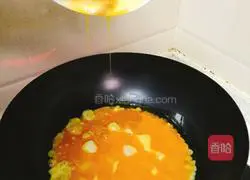 Illustration of how to make delicious egg fried noodles (green pepper and egg fried noodles) 7