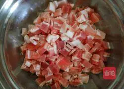 Illustration of how to make diced pork and cabbage buns 4 