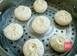 Illustration of how to make leek vegetarian buns 21