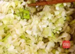 Illustration of how to make Tianjin Goubuli steamed buns 7