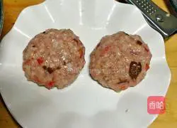 Illustration of how to make fried meatloaf 8