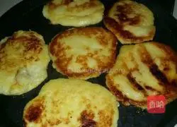 Illustration of how to make fresh corn tortillas 4