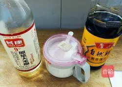 Illustration of home-style four-fresh fried pancake 2