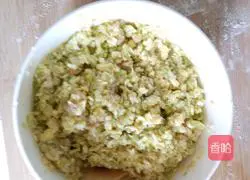 Illustration of how to make Xihu dumplings 4