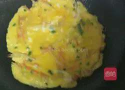 Illustration of how to make egg pancakes 7