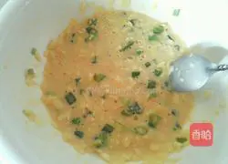 Illustration of how to make potato pancakes 5