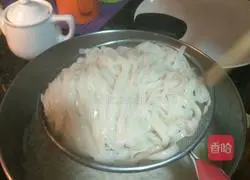 Illustration of Qingtian Scallion Oil Noodles 14