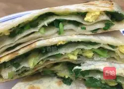 Illustration of how to make egg and leek pancakes 14