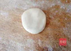 Illustration of how to make bean paste cake with electric baking pan 6