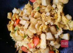 Illustration of how to make fried steamed buns 8