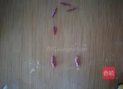 Illustration of how to make tiger steamed buns 13