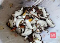 Mushroom meat dumplings Practice illustration 4