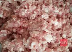 Illustration of how to make corn dumplings 1