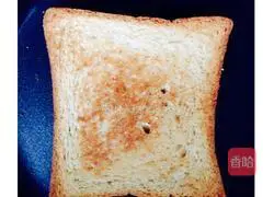 Illustration of how to make egg, ham and meat floss sandwich 2