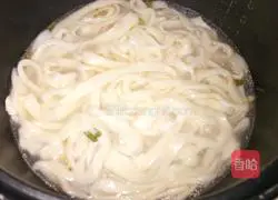 Illustration of how to make cherry tomato noodles 11