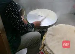 Illustration of how to make pancakes 3