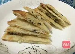 Illustration of how to make scallion pancake 25