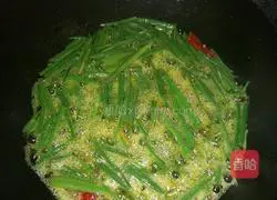 Illustration of home-style scallion noodles 1