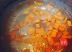 Illustration of how to make bacon fried rice 3