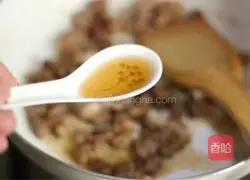 Illustration of how to make mutton fried rice 4