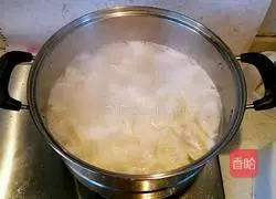 Illustration of how to make pork and kidney bean dumplings 25