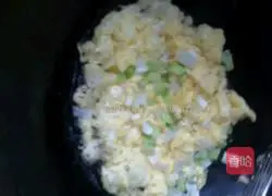 Illustration of how to make shrimp fried rice 4