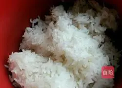 Illustration of how to make fried rice with vegetables and eggs 4